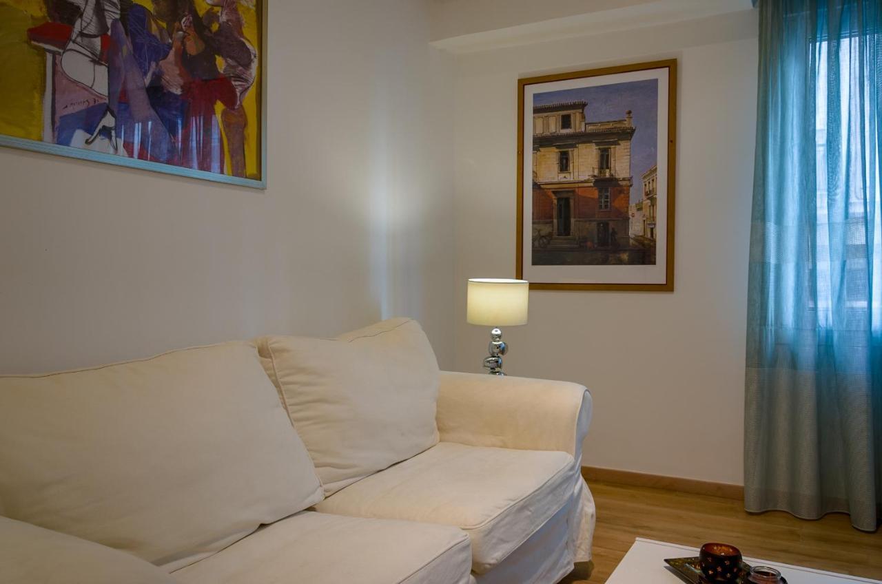 Nice 1Bd Apartment Close To Metro Station Ampelokipoi أثينا المظهر الخارجي الصورة